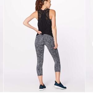 Lululemon Run On Crop (21") Power Leggings SZ 4